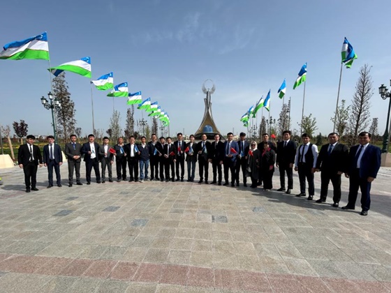 من شيامن إلى العالم 丨 تم تسليم الدفعة الأولى من 200 BRTs المصنعة من قبل King Long إلى أوزبكستان!